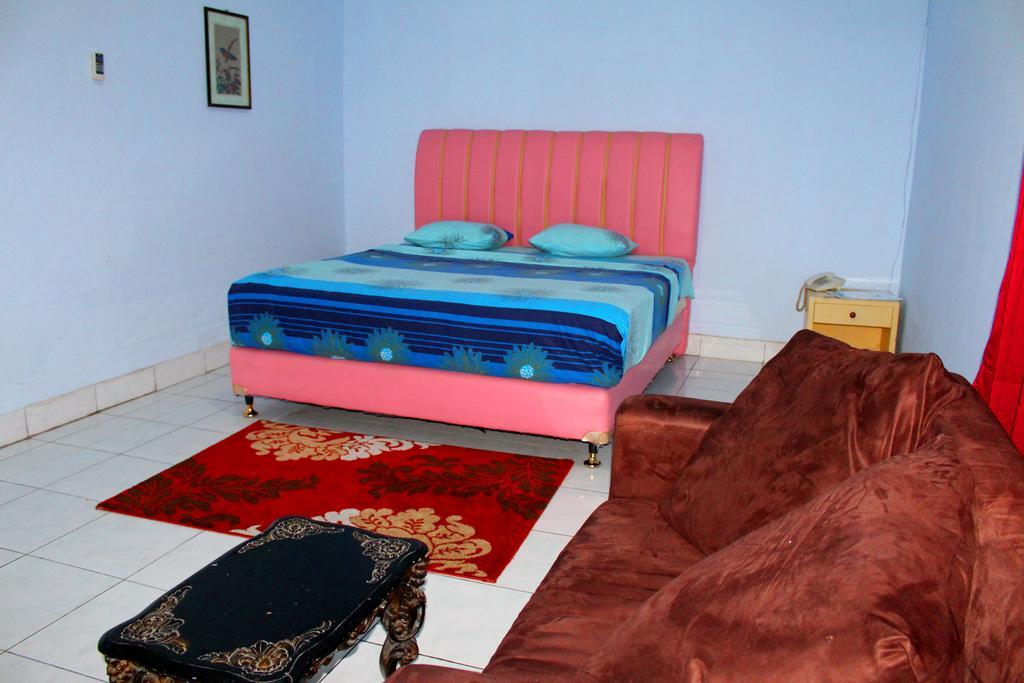 Hotel Indonesia Pekalongan Esterno foto