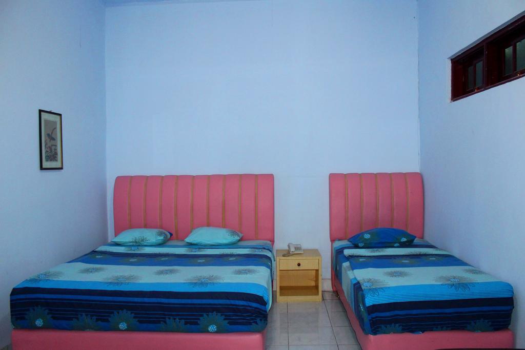 Hotel Indonesia Pekalongan Esterno foto